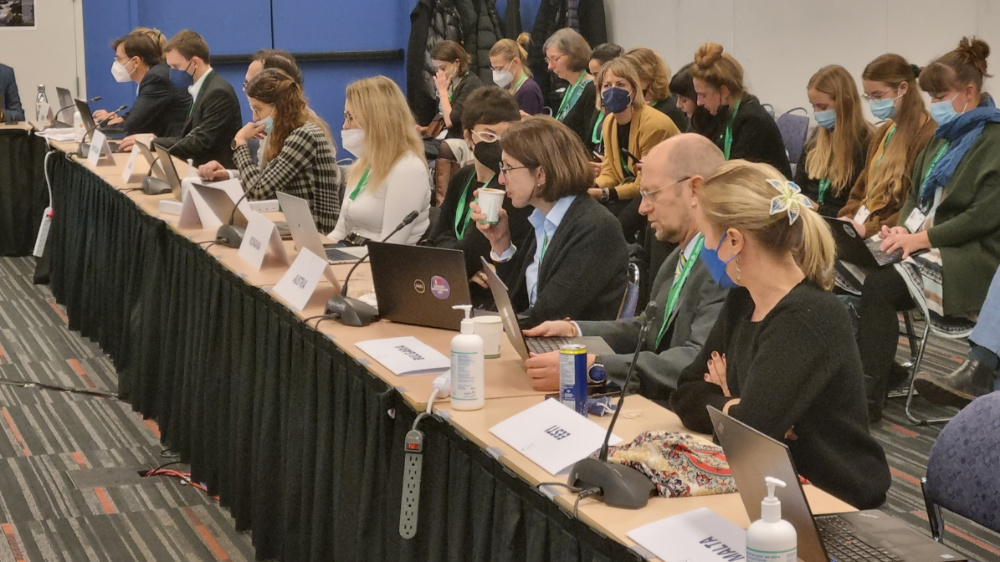 MoE_CZ's tweet photo. Czech EU Presidency are negotiating with a number of partners at #COP15. Today with NGOs that have an interest in a number of topics in the GBF. For example, how to integrate biodiveristy conservation into government policies and private business. #CZPRES #ForNature https://t.co/gmQgqG6ZLF