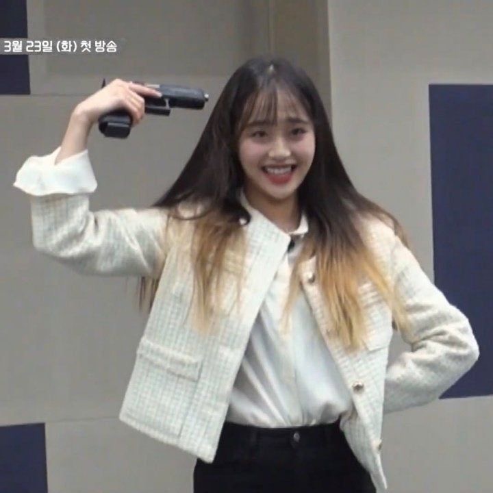 plushhku's tweet image. same