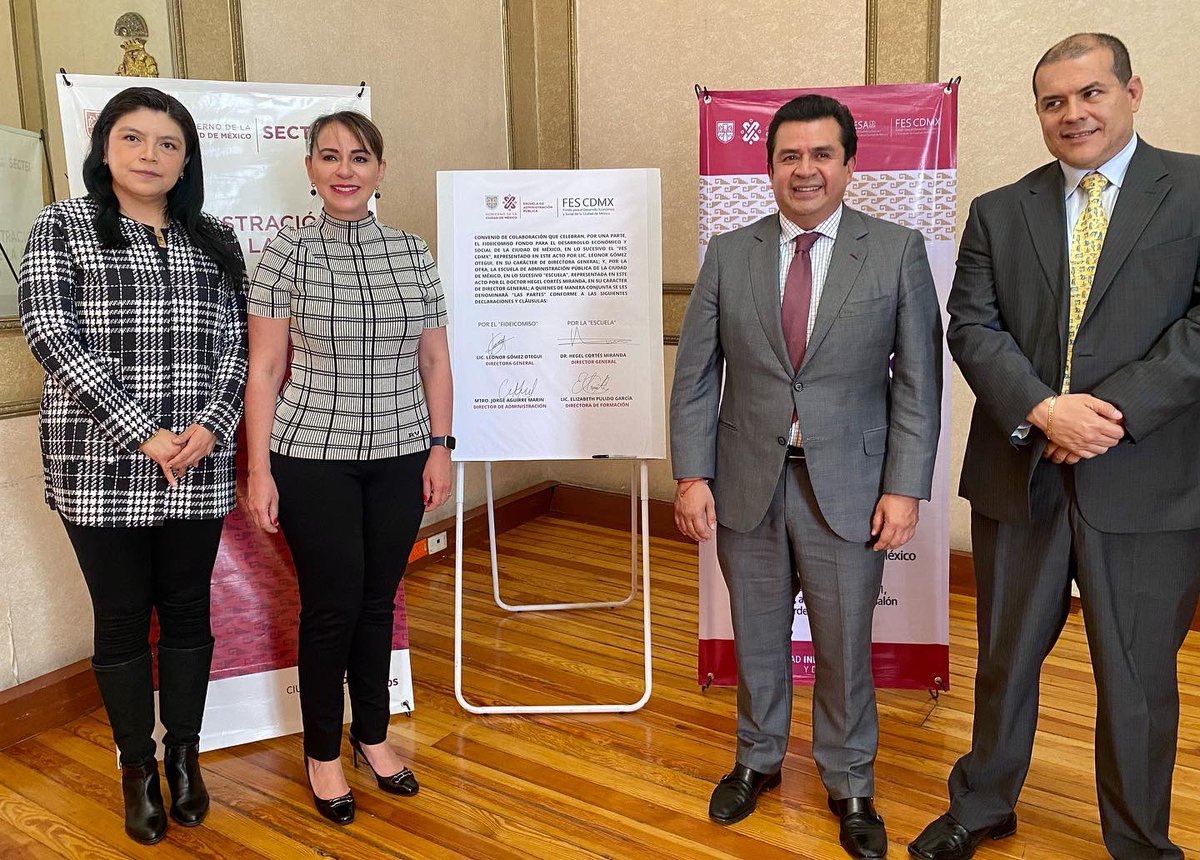 eap_cdmxoficial's tweet photo. Llevamos a cabo la firma del convenio de colaboración entre el #FESCDMX y la #EAP, mismo que tiene por objeto la capacitación y profesionalización de las personas servidoras públicas adscritas al Fondo para el Desarrollo Económico y Social de la Ciudad de México. https://t.co/4GGhfcMHxf