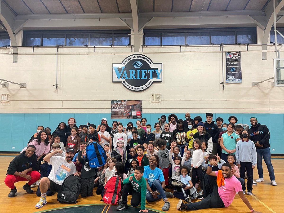 vbgcq's tweet photo. Thank you @PUMA for coming out today to do a boxing workout class with our kids ๐ฅ they had such a great time exercising! And the kids love the backpacks and hats #pumaperformance #pumafam https://t.co/Nlu7hz1pkm