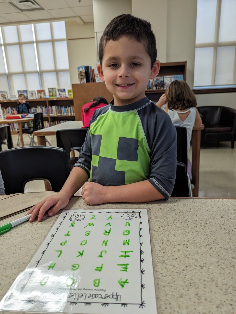 MmeRuffolo's tweet photo. Literacy fun in the library 🔤 @JohnCampbellPS @MsBurgon @Dana52300 https://t.co/mrRDgn0wjY