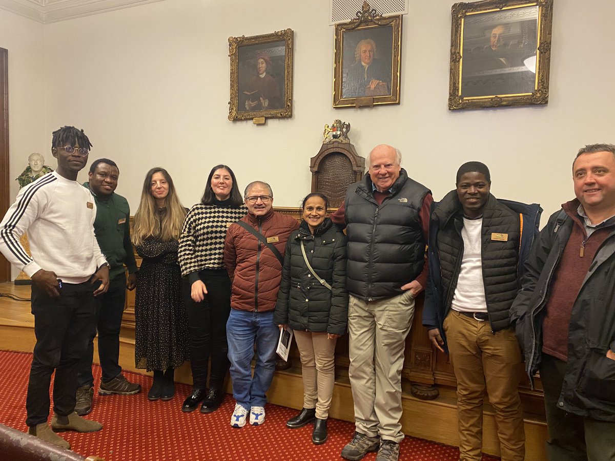 Prof. Perry, John Jones and <a href="/ImanemaUgent/">IMaNema UGent</a> alumni at <a href="/aab_nematology/">AAB Nematology Group</a>. We couldn’t leave with out have 🤳. <a href="/NasamuMusa/">Nasamu Musa</a> <a href="/Valeria_orl7/">Valeria Orlando</a> <a href="/o_topalovic/">Olivera Topalovic</a>.