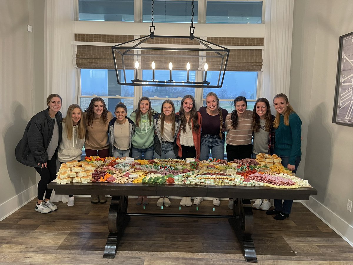 DrThomasWhite's tweet photo. The charcuterie board designed by our #7 nationally ranked Cedarville Women’s Cross Country team. #ChristmasAtTheWhiteHouse #NoCoconut https://t.co/d1SClUpFjK