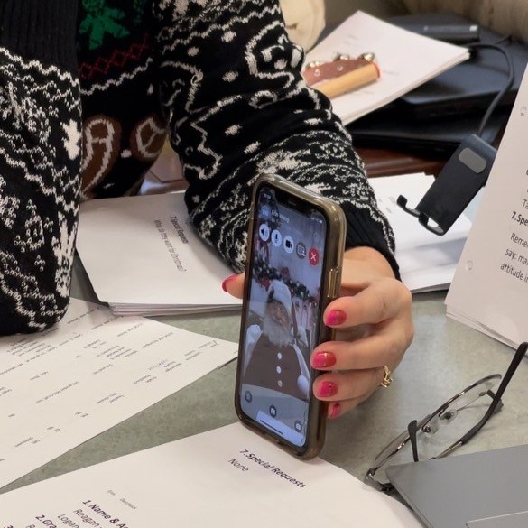 Santa and his elves took a break from the workshop and shared a little holiday magic with some lucky members over the weekend. We're really starting to feel the holiday spirit! 🎅