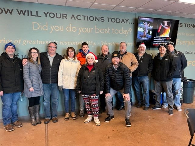 FargoParks's tweet photo. Fargo Parks employees had the opportunity to volunteer with The Great North Pole this week. Our team got to help bundle up gifts and deliver them to families in our community. We love the chance to give back, especially this time of year!
#FargoParks #ILoveFargo #SeasonOfGiving https://t.co/a8iUub1639