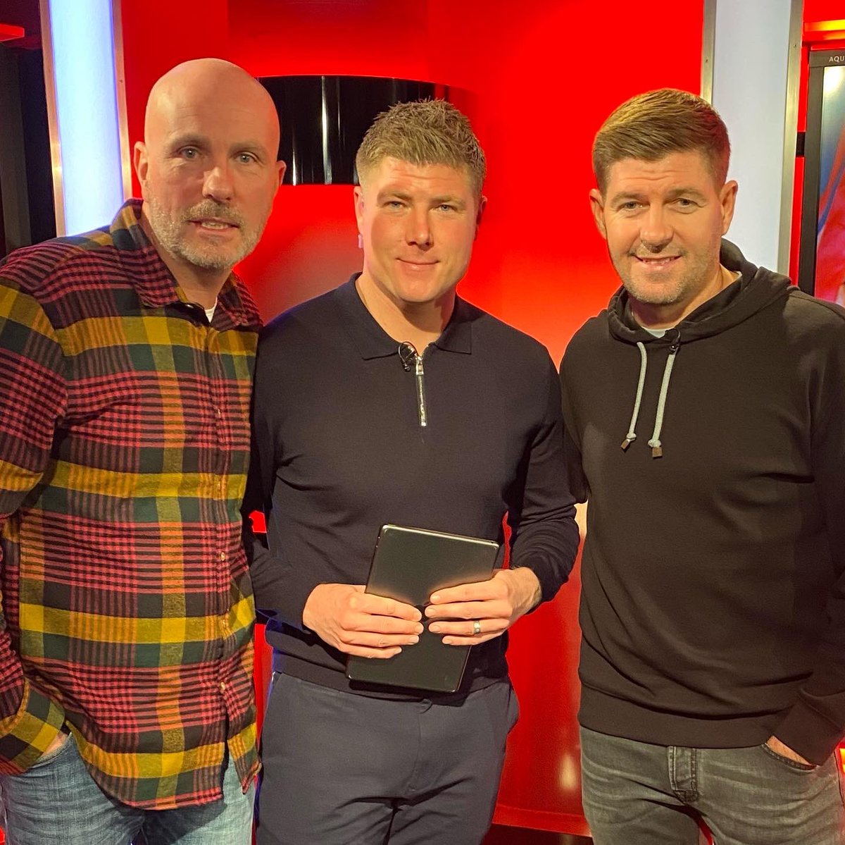 SimonEllisJones's tweet photo. It’s the Olympiacos anniversary. 
So I hung out with these lads. #lovelycushionedheader #whatahit 
#LFC https://t.co/VxZjM3khDe