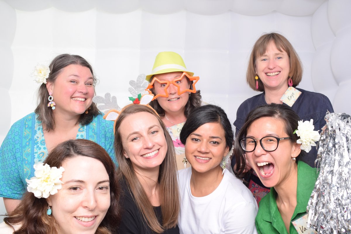 Lara_McKinley_'s tweet photo. 🥳 First team photo in new job, and excellent timing for the end-of-year summer-themed celebration.

❄️ We got the memo even if #actualsummer hasn't yet! 

😍 Big thanks to @KayeESullivan @bibliotekatt @beppobeth @FauziaJannif, @vns_sole &amp; Dalia for making me welcome. https://t.co/PZBFs1wrHf