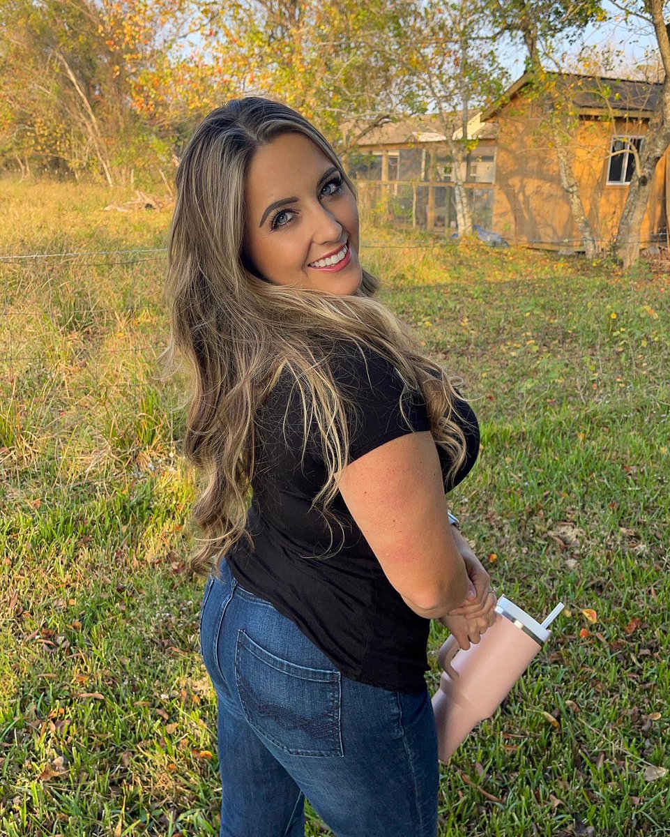 Katherine Salom on Twitter "🎶It’s beginning to feel not like Christmas