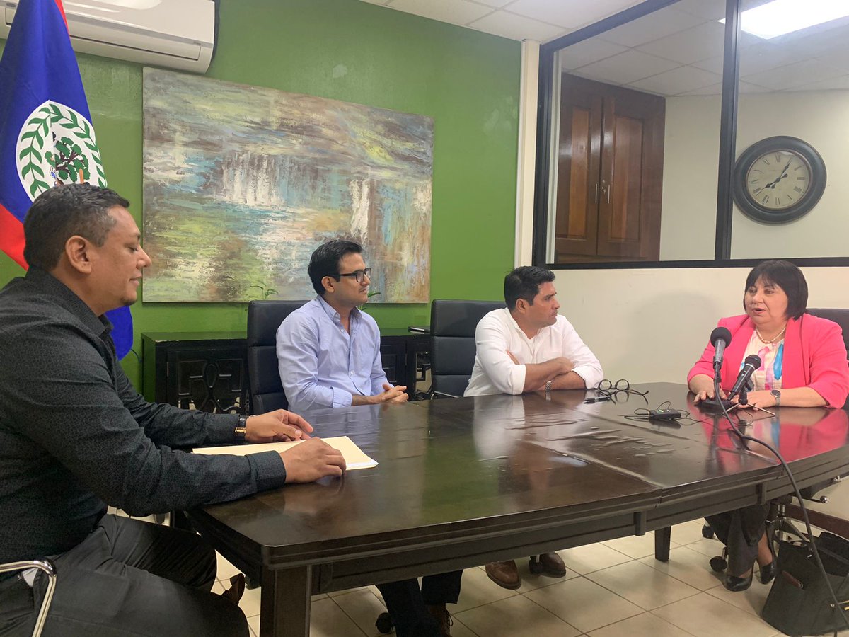 belizerealtors's tweet photo. The MOU has been signed! 🙌🏽 Two associations become one, we look forward to growing Belize's real estate industry. Click the link below to learn more! 🇧🇿

https://t.co/8WjQbUUXCM

#BNAR #AREBB #MOU #BelizeRealEstate https://t.co/mp7Ar3Spxq