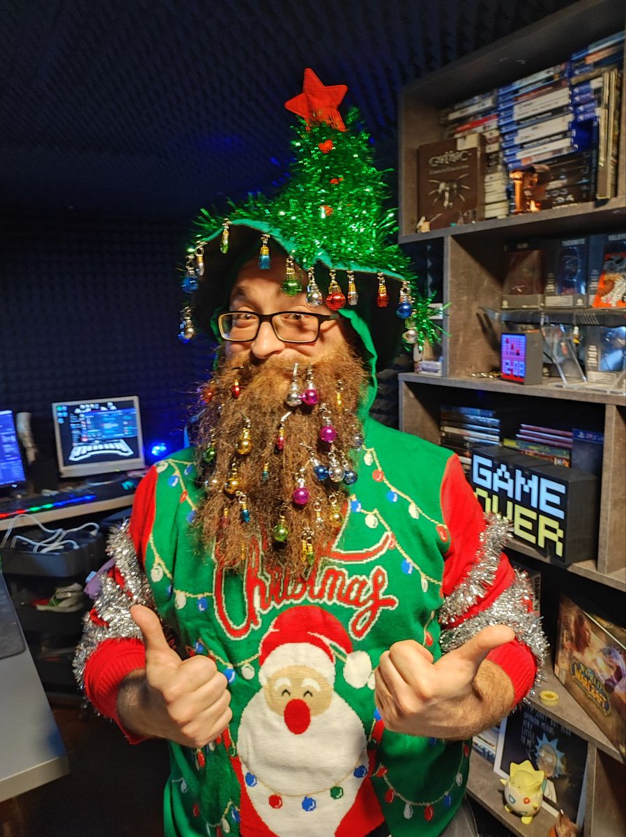 RakkiTv's tweet photo. Sono state 7h di live bellissime, andate ben oltre le mie aspettative..
66 sub totali e non avevo abbastanza addobbi per coprire così tante sub, tant'è che ho iniziato a mettere di tutto addosso.. 🤣
Al di là delle sub, mi sono divertito davvero tantissimo.
GRAZIE 🙏 https://t.co/zQvozFZk9X