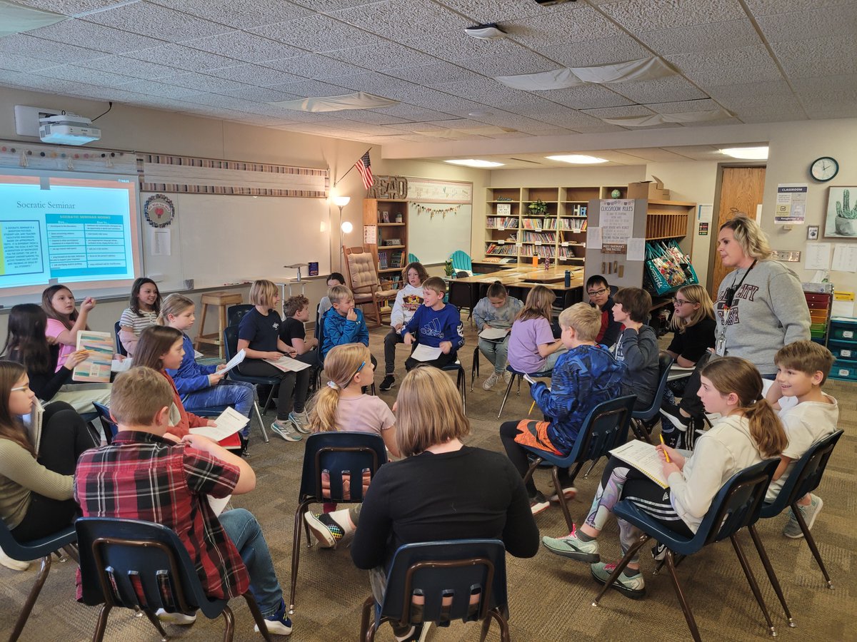 5th graders showcased amazing research, critical thinking &amp; questioning skills as they led their own Socratic Seminar. In groups of 3 the students highlighted things they learned &amp; posed wonderings they still had. Student investment &amp; engagement soared! #learnbps <a href="/MicheleSvihovec/">Michele Svihovec</a>