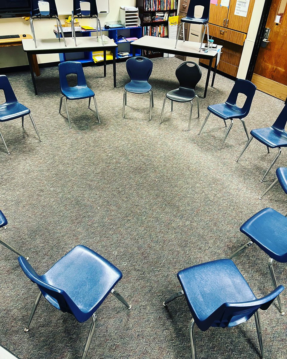 Jenn102gb's tweet photo. These chairs are circled up and ready for the first Socratic Seminar of the year! #teaching #classroomdiscussion https://t.co/ysBw7Rycoo
