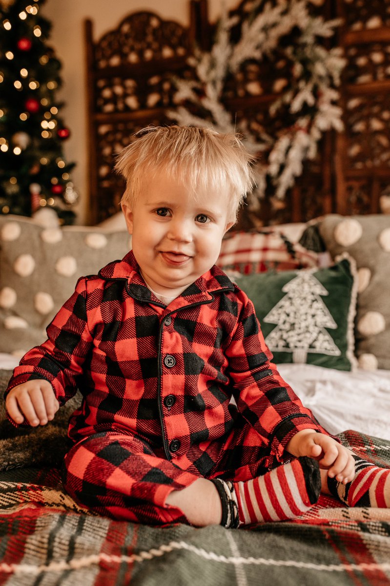 ShelbySims_'s tweet photo. My whole world 🌍🎄🎅🏼 https://t.co/uVKseyWkfp