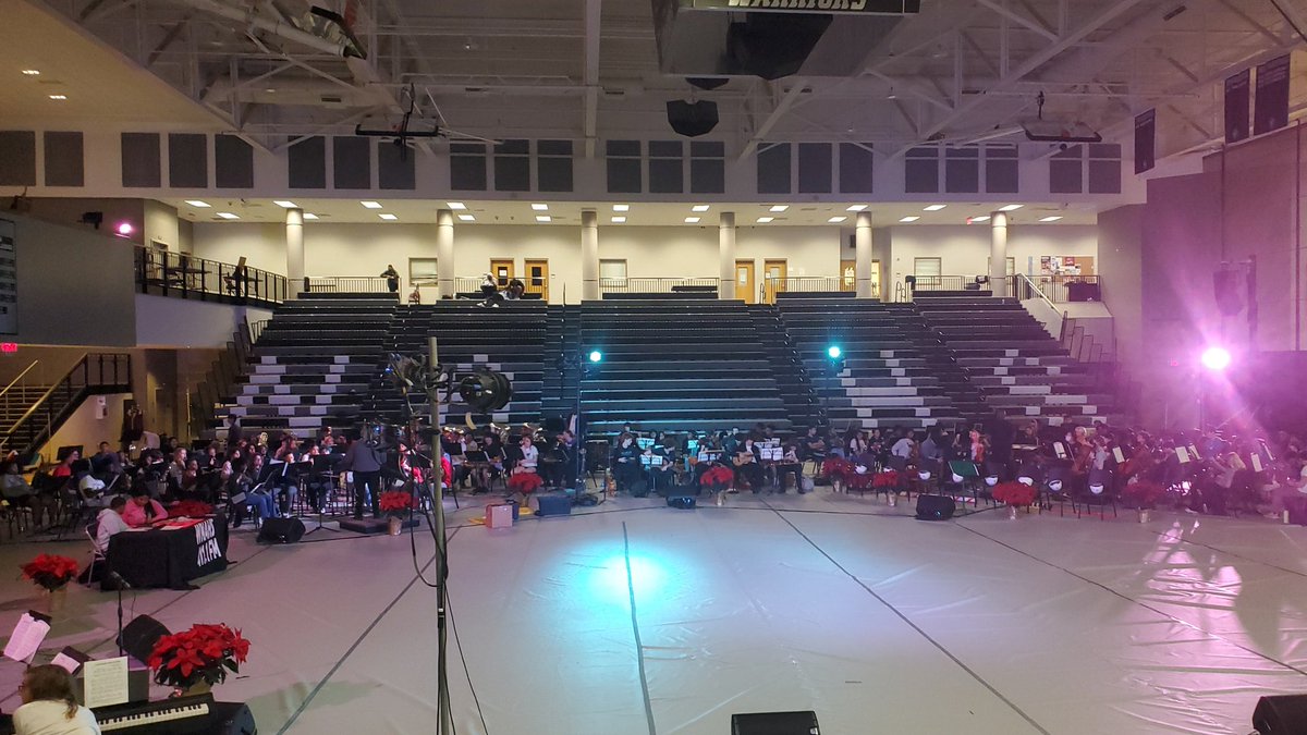 NAHS Dance tweet media