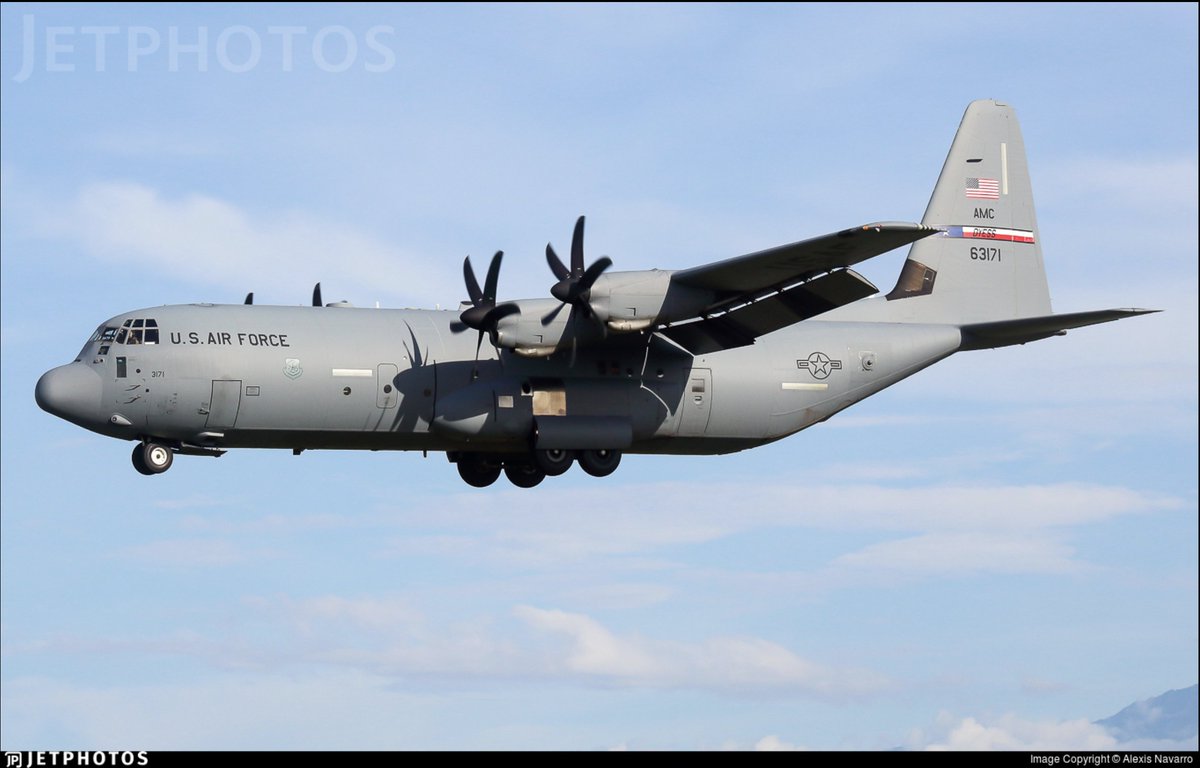 TheSnoopySnoop's tweet photo. #AEGIS82 🇺🇸 C-130J #AE29DB 06-3171 USAF

Airborne from Cayman Islands.
Reminds me when I was in the RAF back in the late 80's serving in Belize for 6months. Harrier went u/s in Cayman Is. and we had to fly a tech team over in a C-130.
#AvGeek #Planespotting #milair #haveglass https://t.co/5M1SHHwEgZ