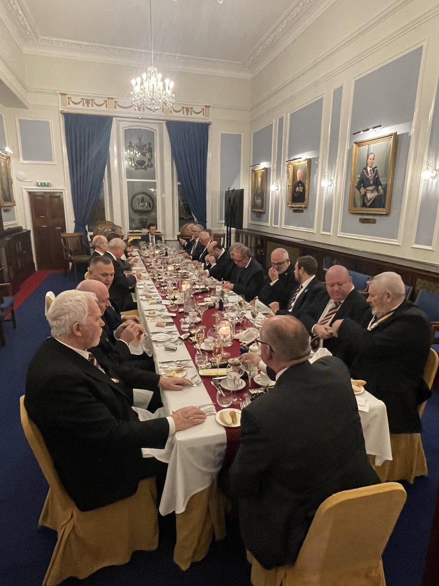 estaugh2306's tweet photo. @westkentmasons Súper meeting of Greenwich RAM and Mark Lodges.  The Festive Board was a spectacle in itself … https://t.co/v53mVAmdIq