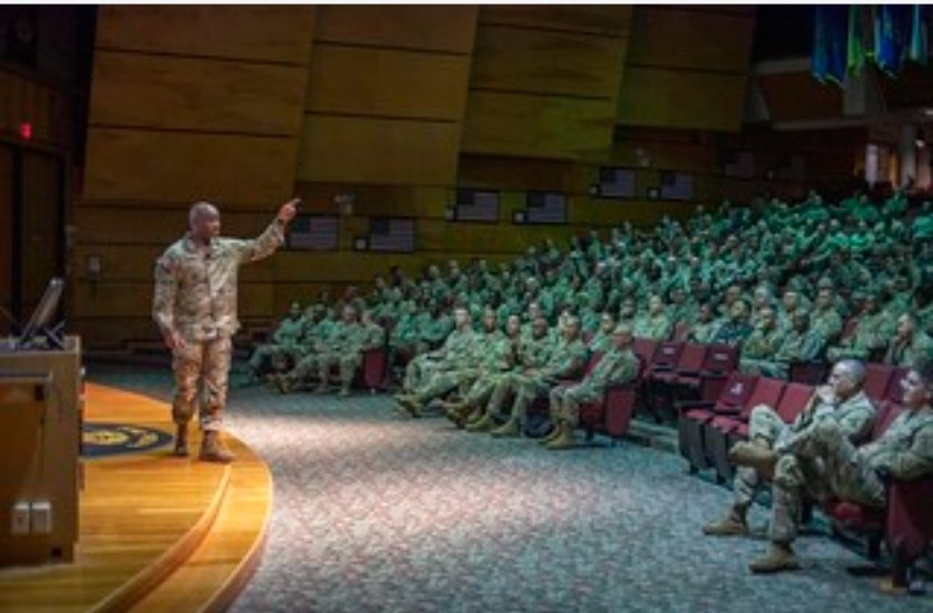 g1_army's tweet image. Extraordinary visit with the SGM-A students of Class 73!  The AG SEC was also  able to execute our strategic engagement with the 42A of Class 73!   #ThisIsMySquad #ShieldsUp    #DefendandServe #leaderdevelopment #payitforward