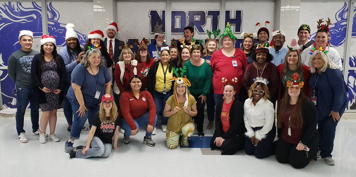 NorthMesquiteHS's tweet photo. Holiday Headgear for Day 6 of #12DaysofNorth #NorthsidePride https://t.co/SSExKYmSEu