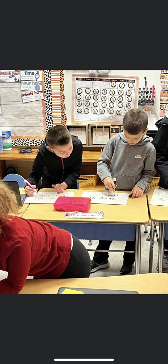 Prowlander's tweet image. Mrs. Carter’s students completed a digital scavenger hunt. Students completed challenges with beginning sounds, writing “sh “and “tr “sounds, and fun holiday challenges. @flip @KentuckyDLC @McBrayerElem @RowanSchools #creativecommunicator #edtech