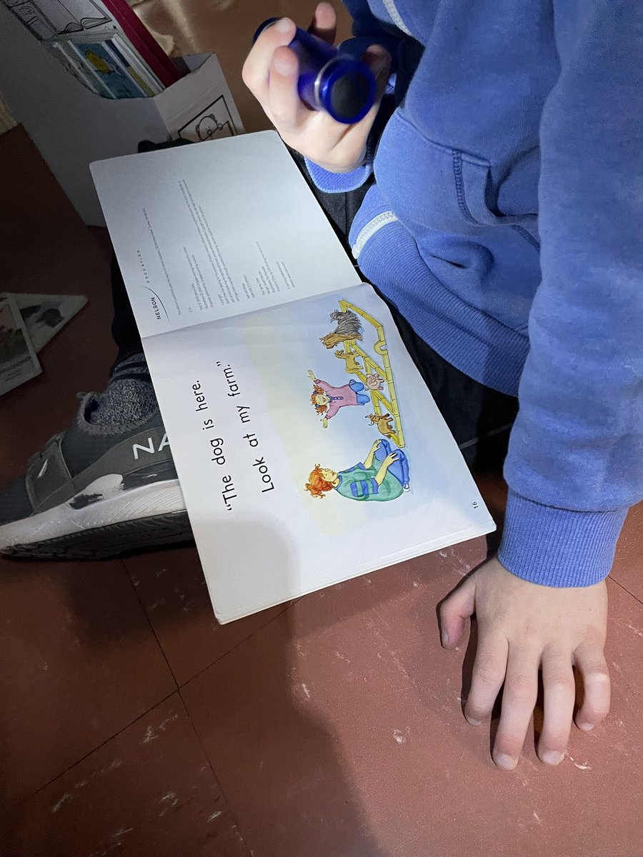 mrsbowesteaches's tweet photo. We celebrated our 15 minutes of reading stamina goal by building blanket forts. We then grabbed a flashlight, our book box and looked for a cozy spot to read. We are now working on our new goal of 18 minutes. We can do it! #reading #goalsetting #buildingstamina https://t.co/JHyTjODXYg