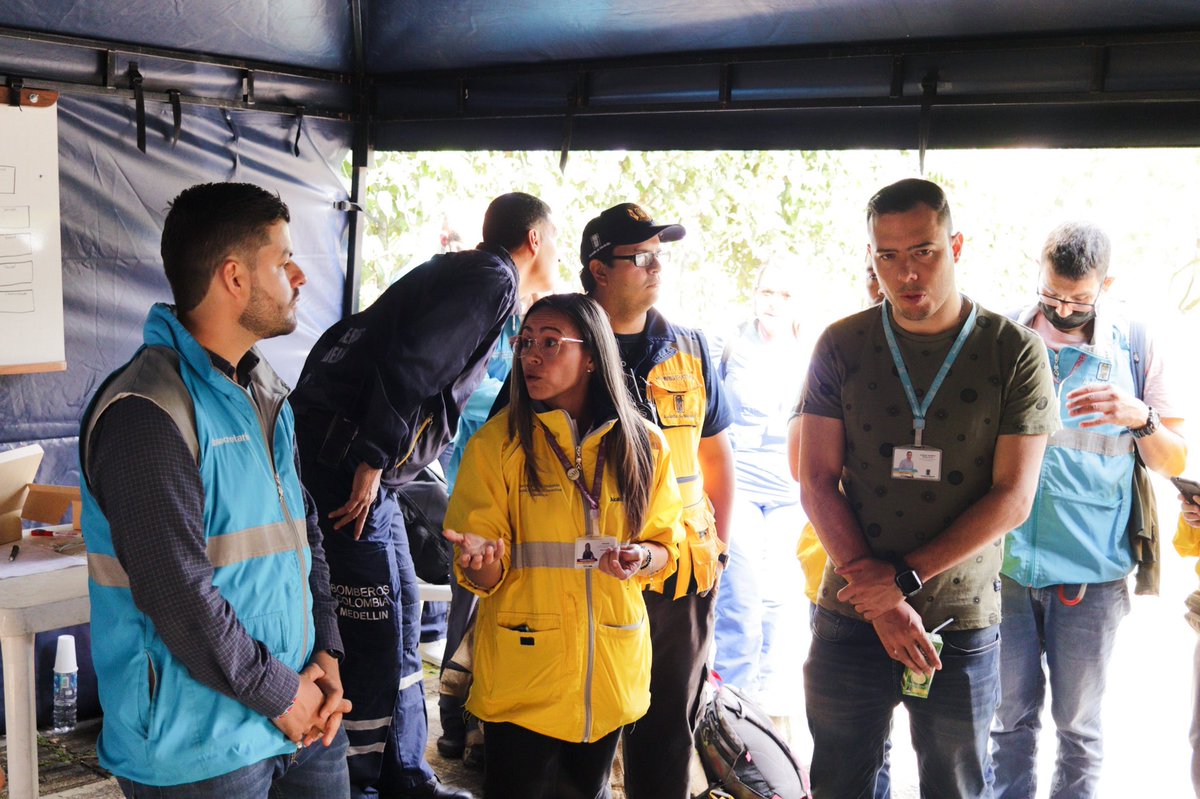 La evacuación de Interclub y la implosión del  Continental Towers exigió del mayor empeño de la <a href="/AlcaldiadeMed/">Alcaldía de Medellín</a> para actuar con eficiencia y rigor técnico, orgulloso de hacer parte de ese proceso, gracias <a href="/QuinteroCalle/">Daniel Quintero 🇨🇴</a> por la confianza <a href="/DAGRDMedellin/">DAGRD - Medellín</a>