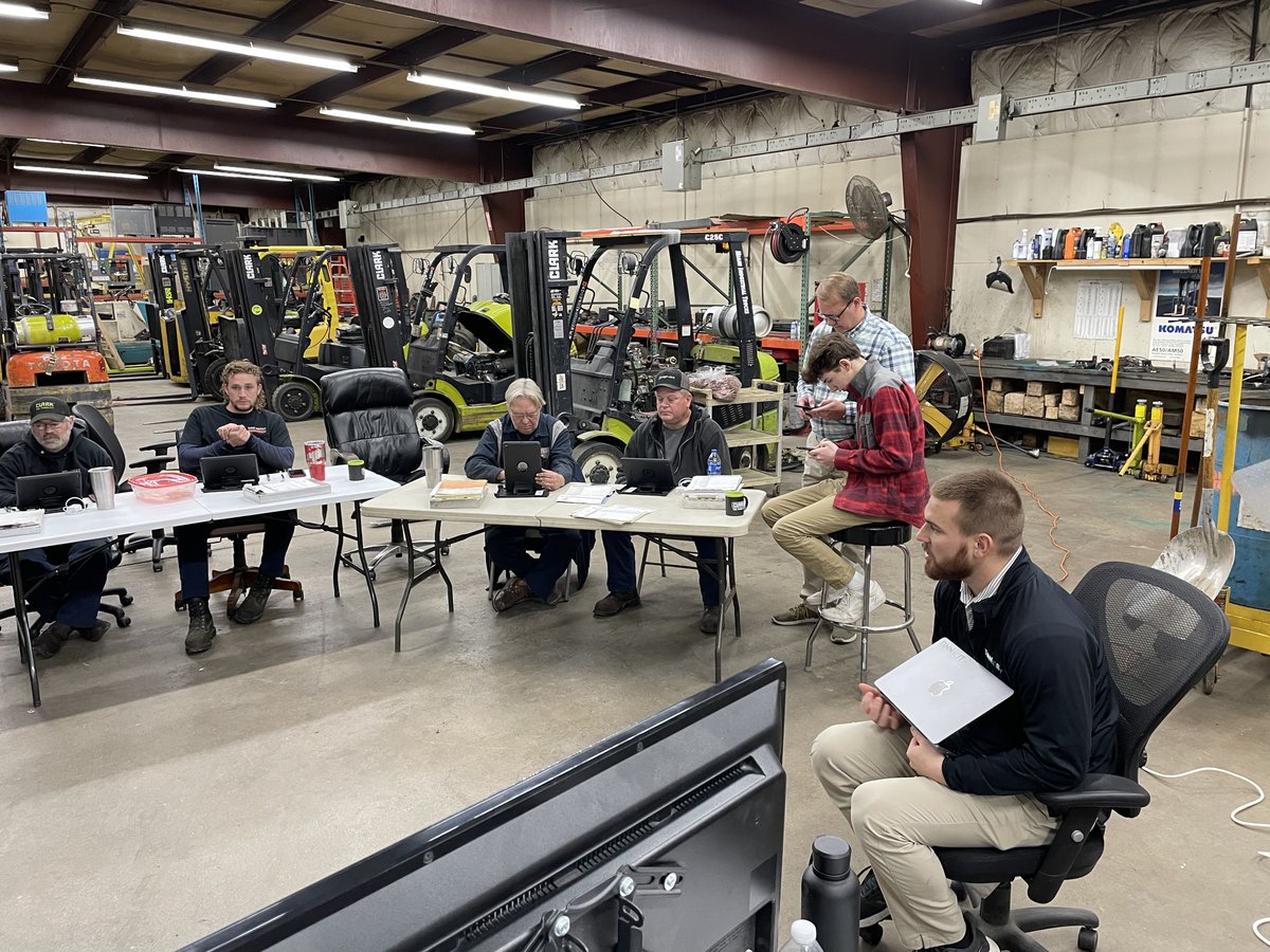 tinnacity_wit's tweet photo. Tinnacity would like to welcome Midwest Industrial Equipment to our family! Midwest serves the complete southwest Ohio markets and keeps its customers operating at peak efficiency w/ their expertise. Tinnacity is delighted to be their technology partner!
#tinnacity #fieldservice https://t.co/ROnkyUfXxc