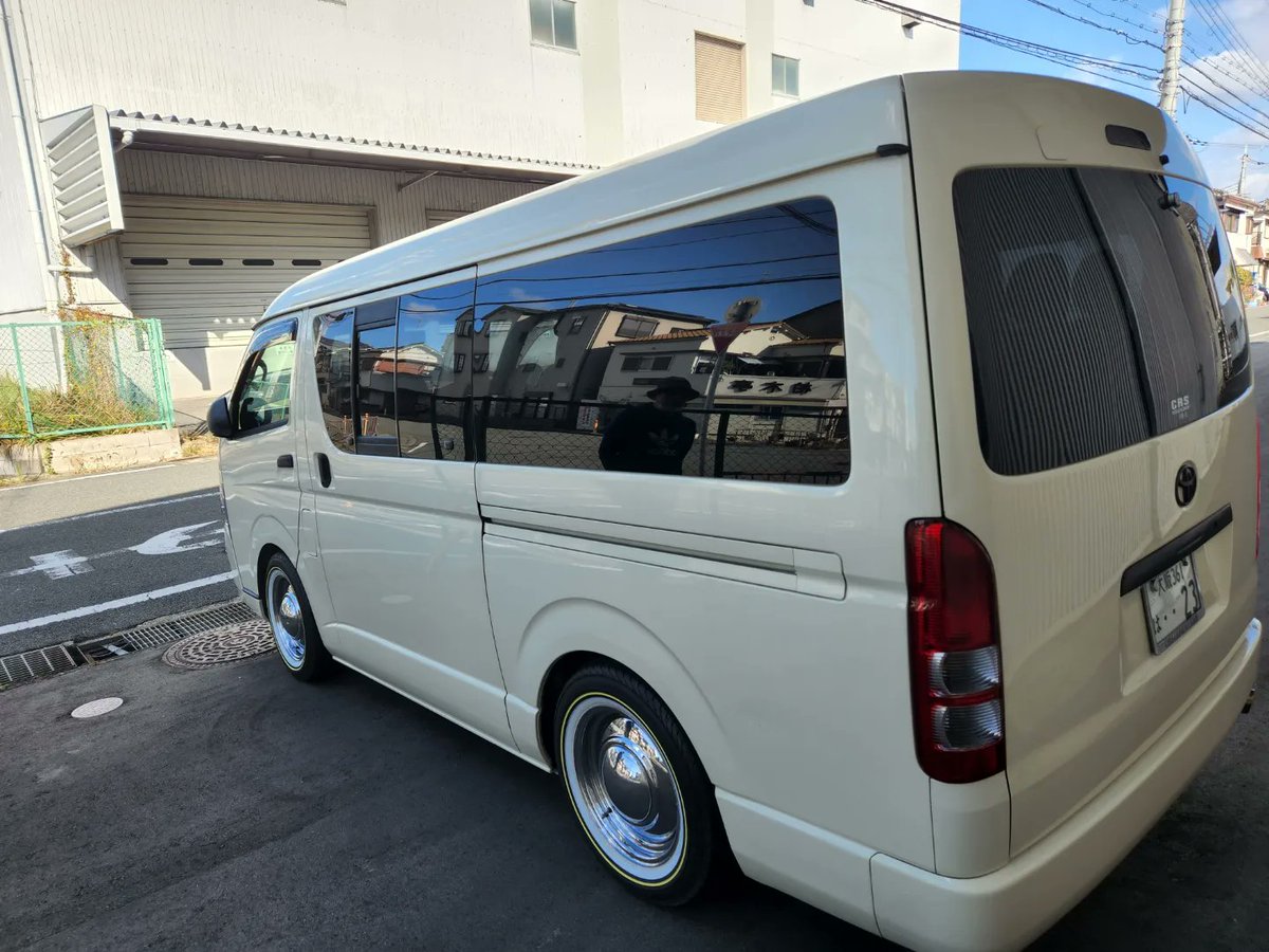 omushichop's tweet photo. ハイエース
2.7L
レギュラー
2型の3型仕様
リアヒーターを取り外しています。
車検5年8月まで。
大幅値下げ125万円
金融や事故ではありません。
#ハイエース #カスタム #車売ります #車買います #車欲しい #個人売買 #金融車 https://t.co/ZqBcvP5ZjY