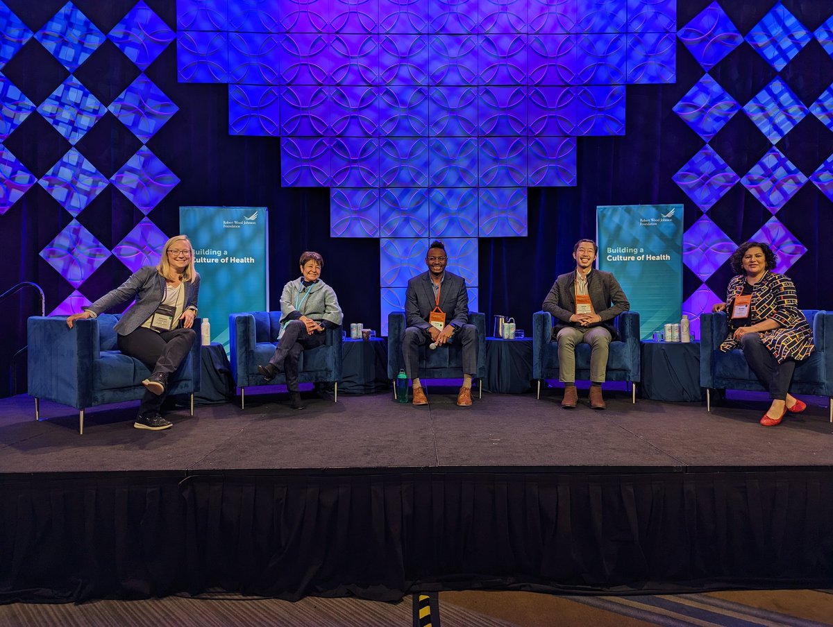 Jcreswellbaez's tweet photo. Enjoyed talking up our @CSPfellows work with unaccompanied immigrant youth - @adrigutz @mitra_misra @negarci1-@PadmaGloHealth @RWJF Change Leadership conference in San Diego! Presented on taking research into action @UCCSSocialWork https://t.co/VhQpRvPAkr