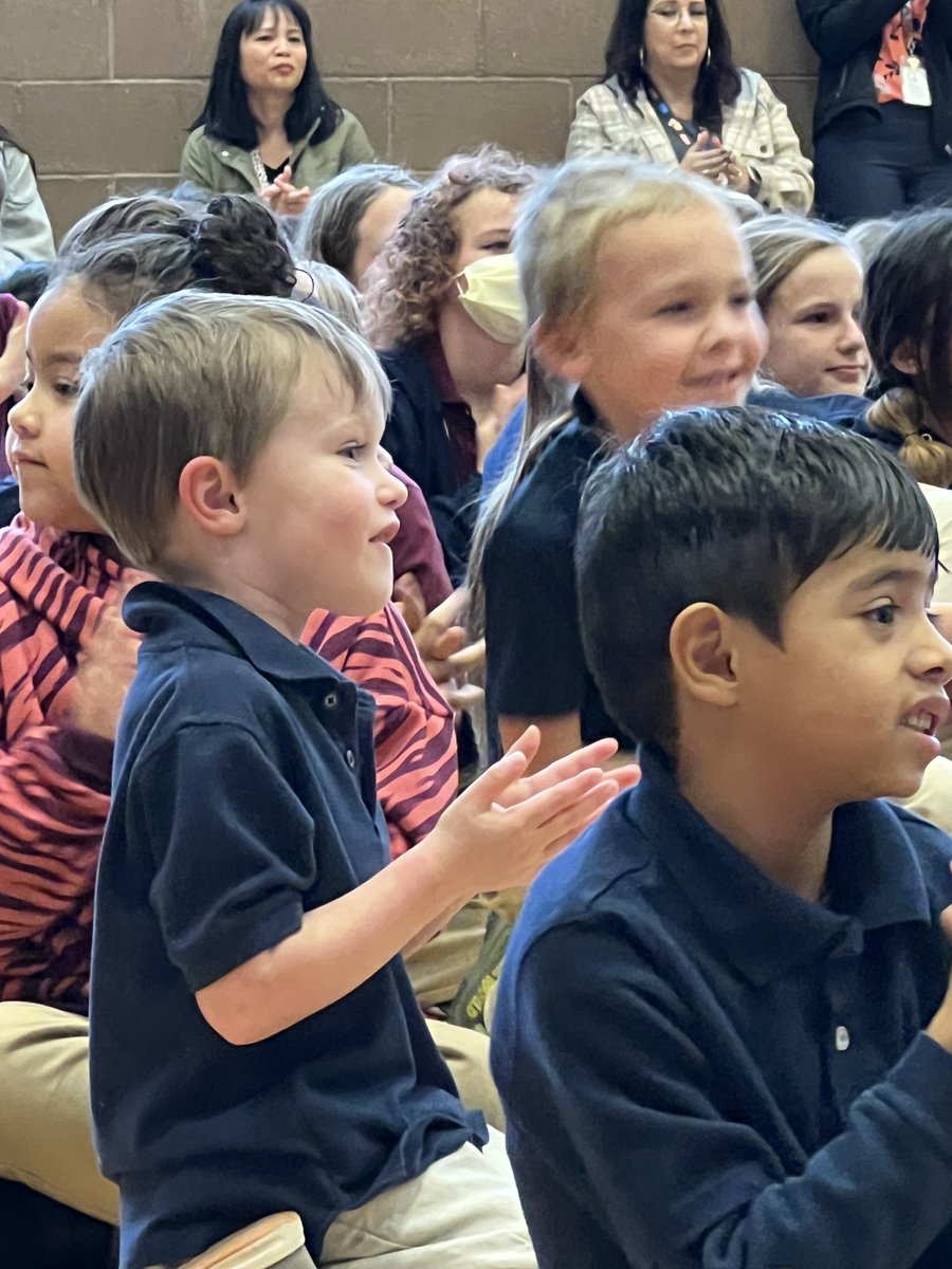 EntheosUT's tweet photo. Thank you @WJHSJaguars for sharing your Madrigals and their amazing talent with us - our students absolutely loved the show! #Christmas #singers #dancers #madrigals  #winterfun #school #Students #joyful https://t.co/YojqCPsMAA
