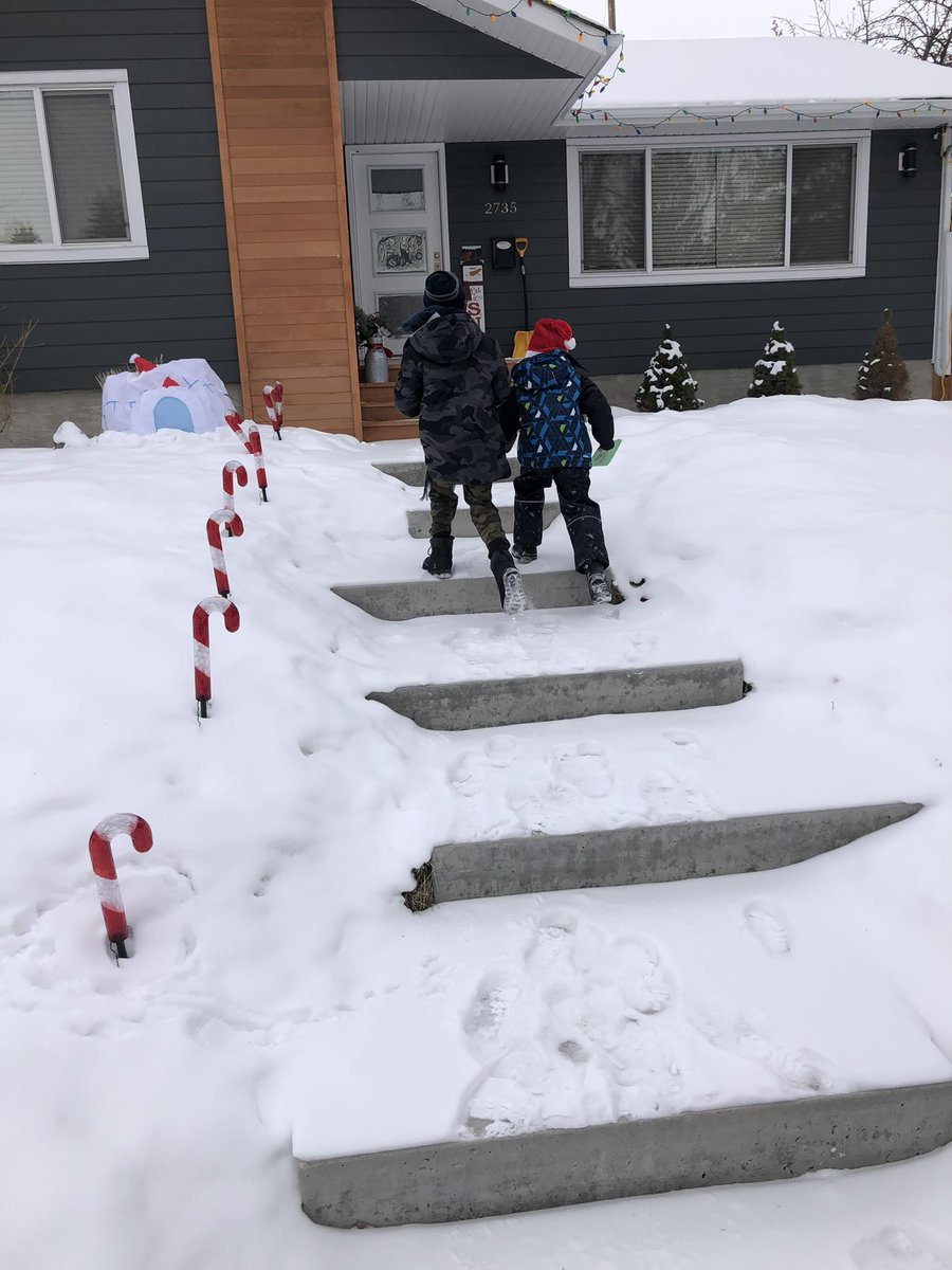 St. Thomas Aquinas School tweet media