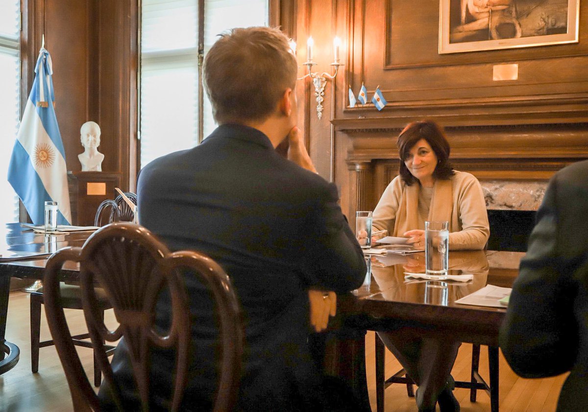 We need more like-minded partners at the table. Argentina’s there. 

We’re joining forces on @ILO’s Equal Pay Coalition. And we’re championing workers’ rights around the world. 🇦🇷🇨🇦