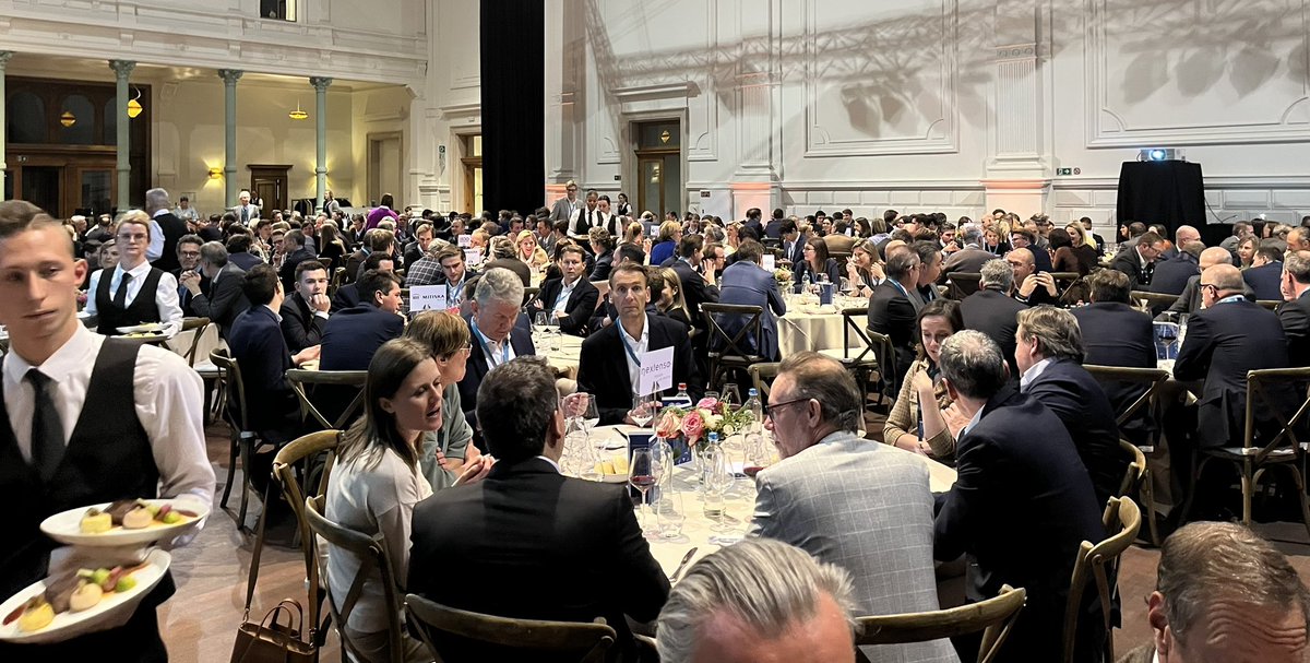 Piet Desmet tweet media