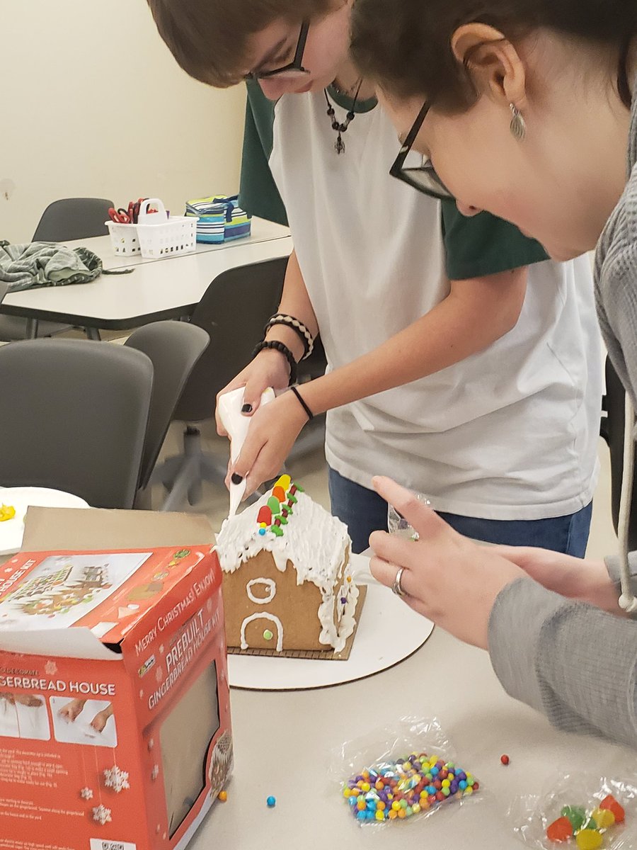 Allison Allen tweet media