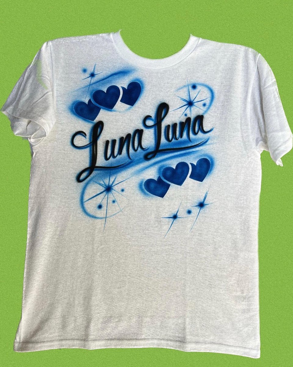 LunaLunaBand's tweet photo. New Luna merch for the world online

https://t.co/5JDR6lxPde 🫧 https://t.co/ctv9ZUwhGR