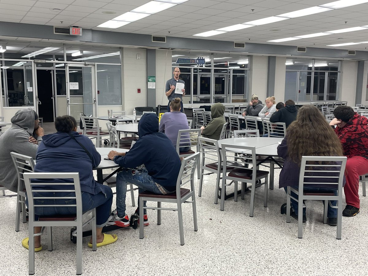 Claire Arbaugh (@dbhs_wbl) on Twitter photo Mr. Bell from <a href="/TCATEliz/">TCAT Elizabethton</a> is with us tonight to do a family orientation session for our spring dual enrollment automotive students. @KCS_District <a href="/KCS_DBHS/">Dobyns-Bennett HS</a> Mr. Bell from <a href="/TCATEliz/">TCAT Elizabethton</a> is with us tonight to do a family orientation session for our spring dual enrollment automotive students. @KCS_District <a href="/KCS_DBHS/">Dobyns-Bennett HS</a>