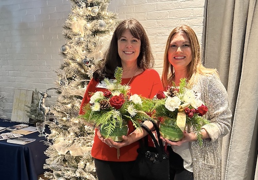 STCL_Houston's tweet photo. STCL Houston alumni in Tampa, Florida, reconnected with one another and the law school during a festive holiday gathering this week at Jackson’s Bistro Bar & Sushi.
#stclalumni #stclhouston #lawschool #holidays https://t.co/HNksm7mZFt