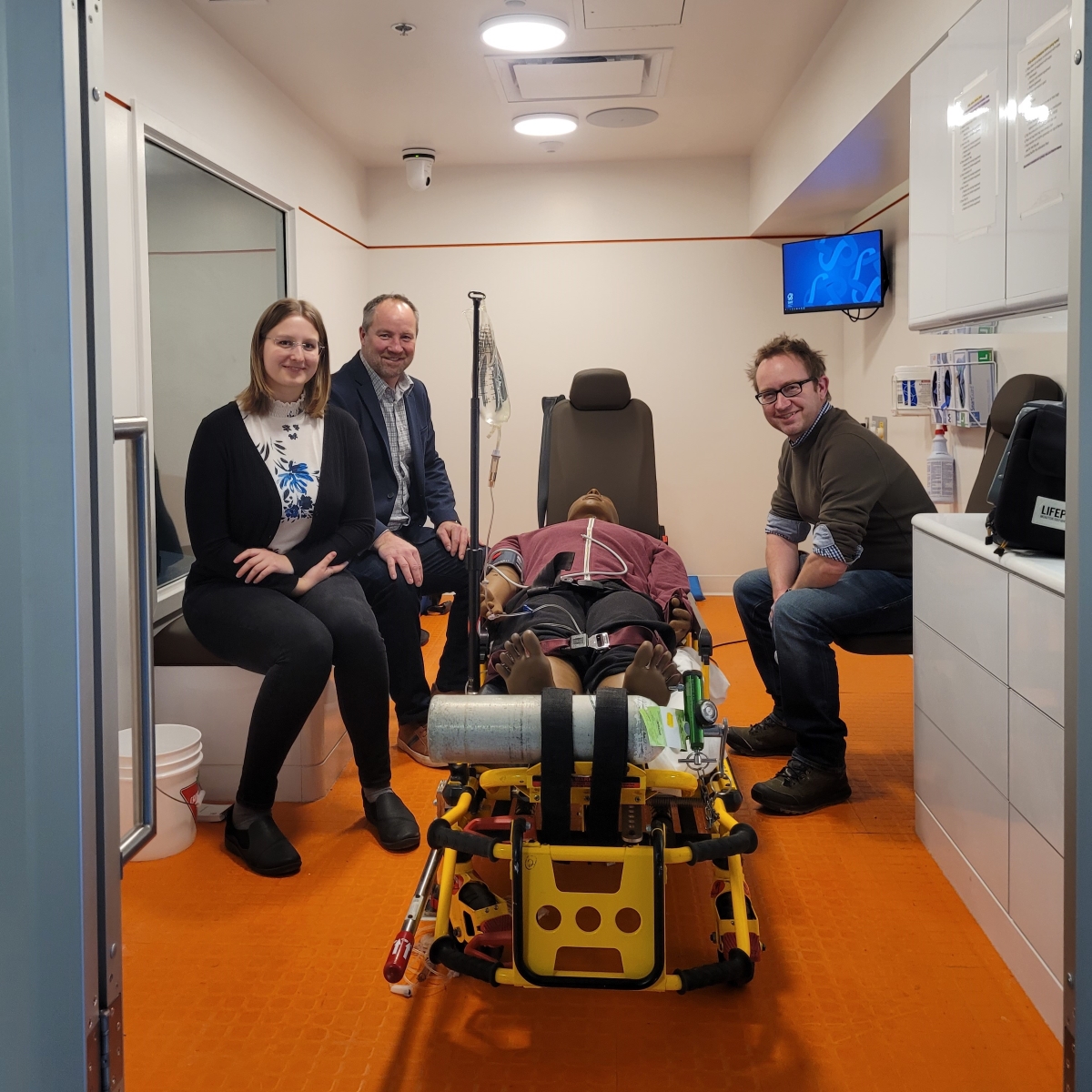 Biohubx's tweet photo. Yesterday, we had the privilege of touring the School of Health and Public Safety lab facilities at SAIT. 😁

The detail and realism of their simulation facilities were incredible. We enjoyed discussing future projects and opportunities to collaborate!

@sait 
#biohubx #sait https://t.co/6URDqkonsR