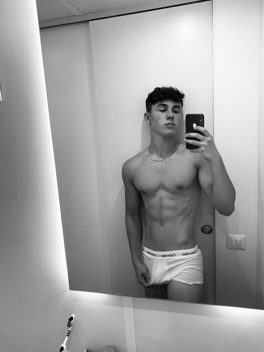 boys in boxers on Twitter "boysinboxers"