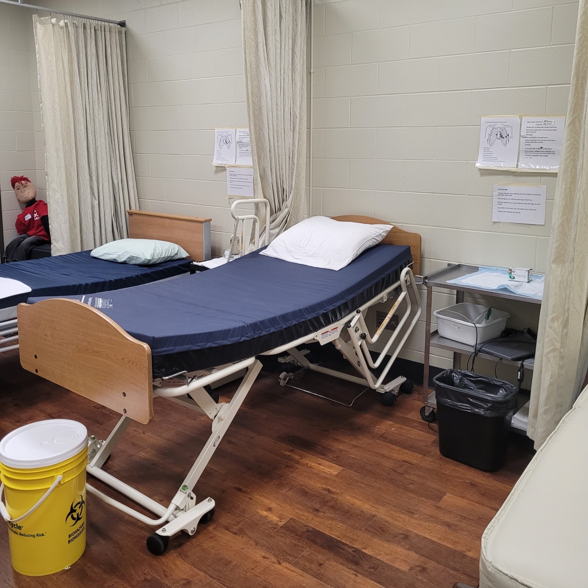 Biohubx's tweet photo. Yesterday, we had the privilege of touring the School of Health and Public Safety lab facilities at SAIT. 😁

The detail and realism of their simulation facilities were incredible. We enjoyed discussing future projects and opportunities to collaborate!

@sait 
#biohubx #sait https://t.co/6URDqkonsR