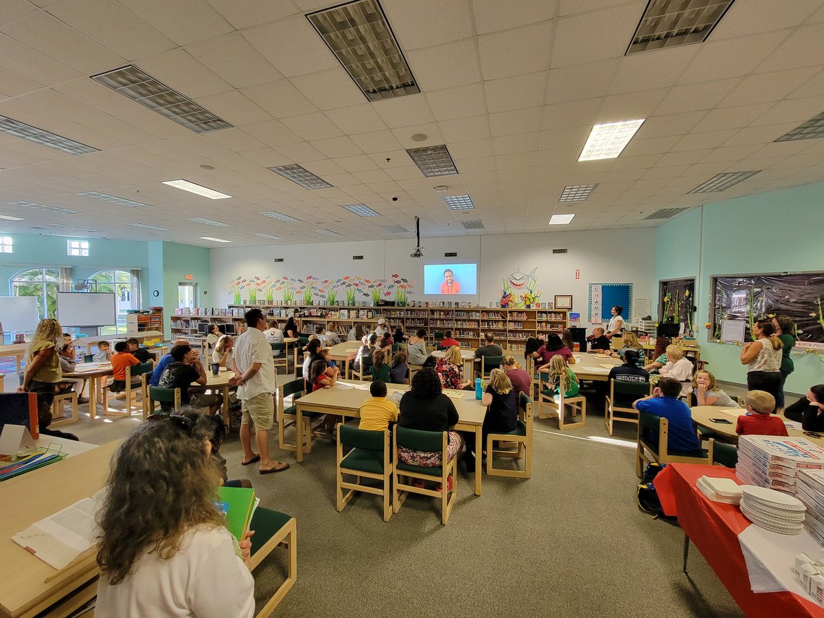 MrsHuber(Singewald) tweet media