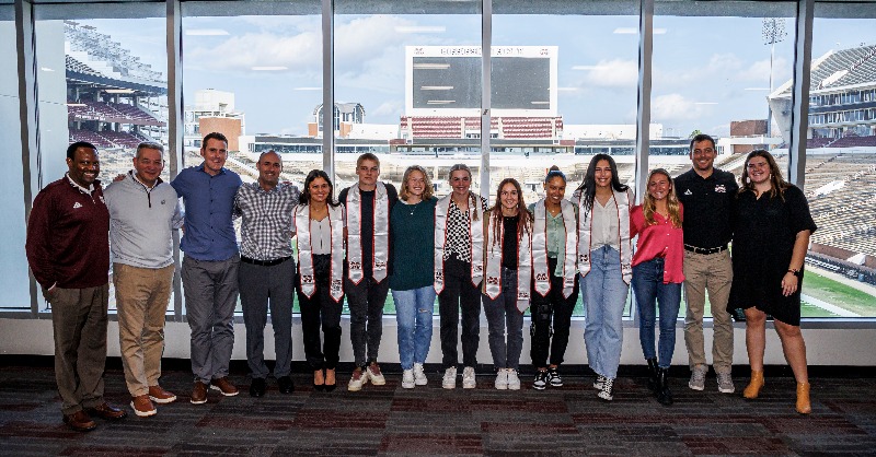 HailState's tweet photo. 𝐂𝐨𝐧𝐠𝐫𝐚𝐭𝐮𝐥𝐚𝐭𝐢𝐨𝐧𝐬 𝐭𝐨 𝐨𝐮𝐫 𝐃𝐞𝐜𝐞𝐦𝐛𝐞𝐫 𝐠𝐫𝐚𝐝𝐮𝐚𝐭𝐞𝐬! 🎓

Check out the gallery below from our graduate brunch earlier this afternoon! 

#HailState🐶
