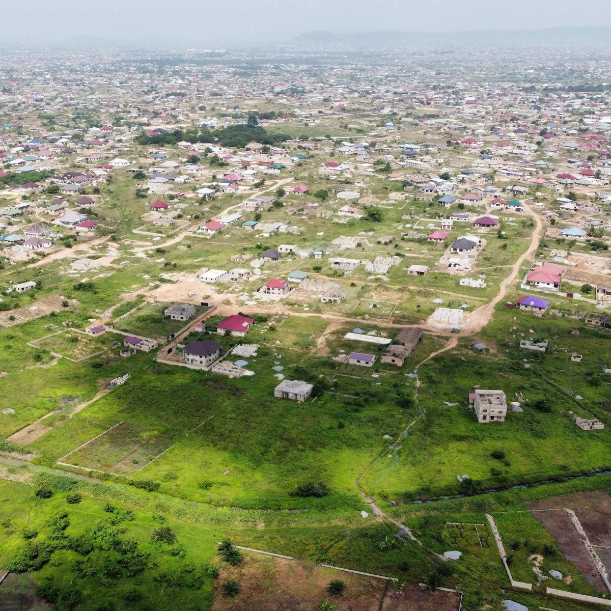 flyquadgh's tweet photo. 📍Ayikai Doblo, Amasaman Accra 🇬🇭❤️
#dji #skyghana #djimini2 #skyfootage #flyquadgh #beautifulghana #nature #NaturePhotography https://t.co/qr4dHc6Usa