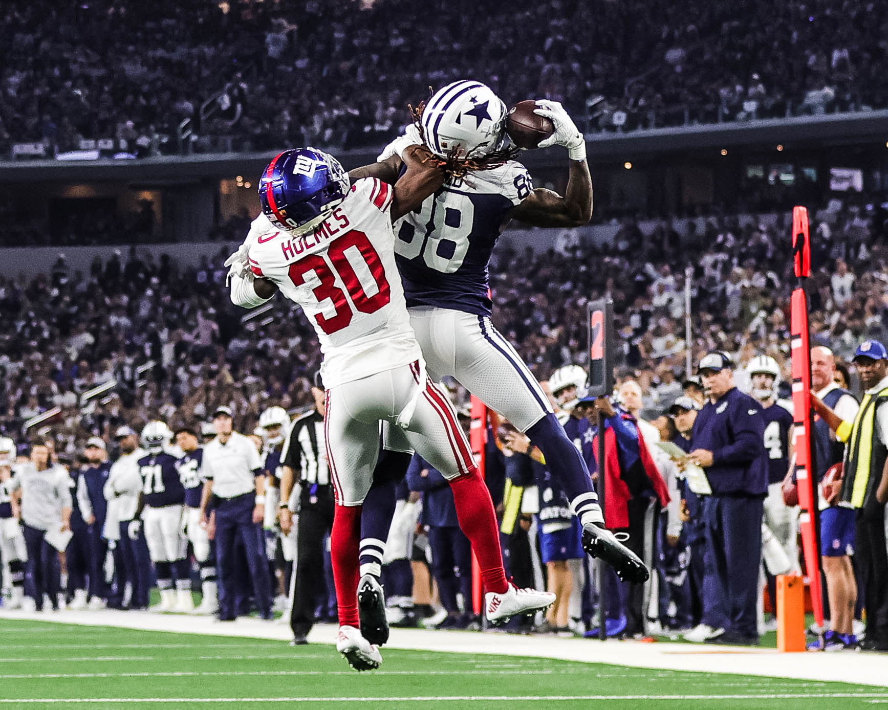 Dallas Cowboys on Twitter "No silencing this 8️⃣8️⃣ is currently top