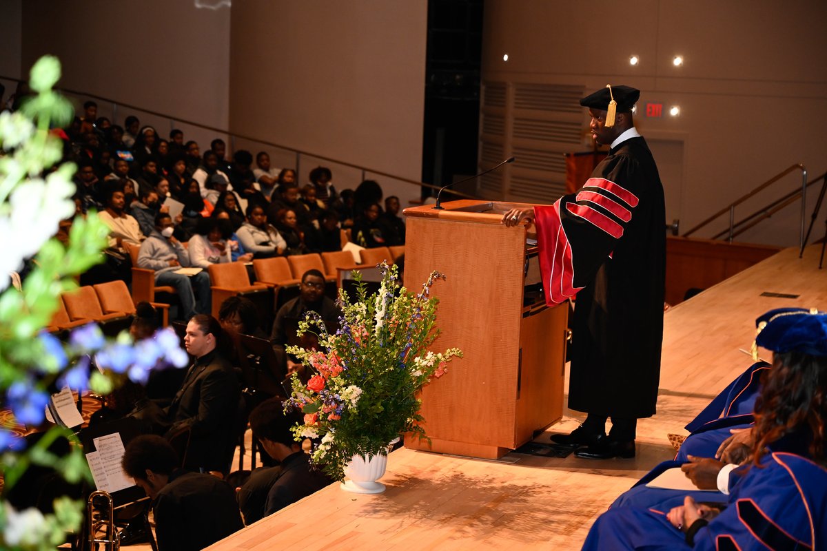 MorganStateU's tweet image. Last week, we honored Morgan State's 155-year journey from our founding in 1867 to today. During our 2022 Founders Day Convocation, we gathered in Murphy Fine Arts Center Gilliam Concert Hall to celebrate milestones! #FairMorgan

Explore our history. 🔗 bit.ly/3UHQWiG