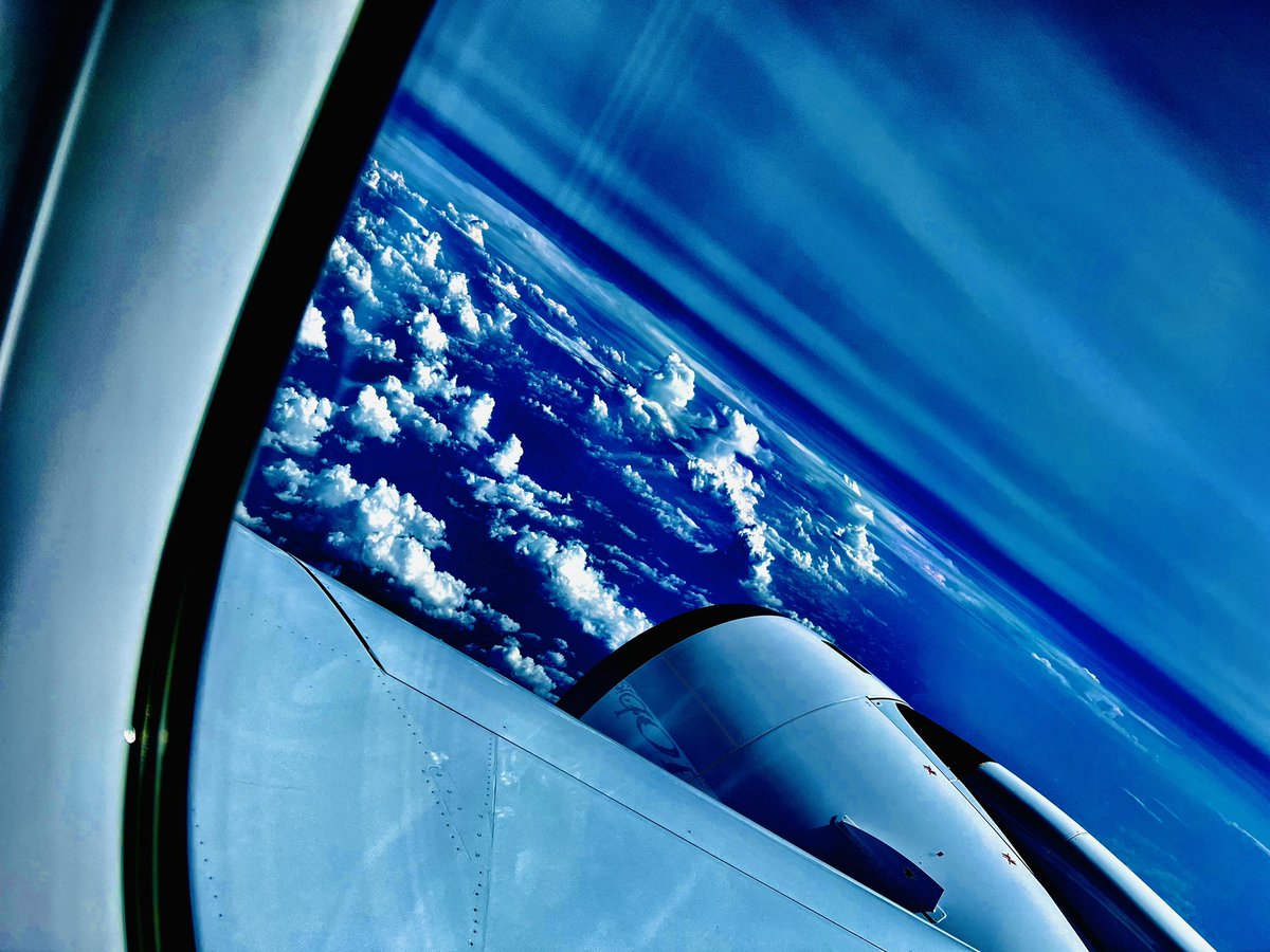 FaceOfUganda's tweet photo. Uganda isn’t only beautiful while on ground , but also from the beautiful space above the clouds ☁️ 🌧️ ⛅️ . Let’s pride ourselves  the Pearl of Africa we are ! @edwardkakuru2 https://t.co/WU7ABPaf3G