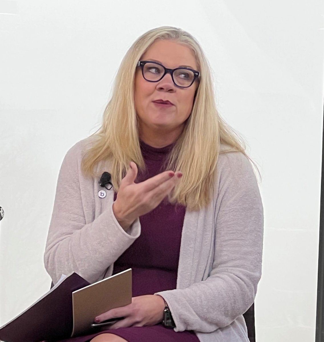 ndvh's tweet photo. "Harm is harm, and no violence is acceptable. We have to do better to stop violence online and IRL," Ray-Jones said. Thank you, UNFPA and Grace Farm Foundation, for highlighting domestic violence's global health crisis and connecting the public to resources such as The Hotline. https://t.co/j0IwAyZzgJ