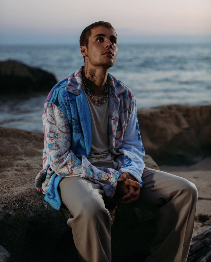 JBieberCharts's tweet photo. .@justinbieber remains the artist with the highest monthly listeners peak in Spotify history, with 94.6 million. https://t.co/4dL8rEbVn3