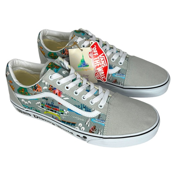 Overby4Kim's tweet photo. So good I had to share! Check out all the items I'm loving on @Poshmarkapp from @Wahinisam777 #poshmark #fashion #style #shopmycloset #vans #mudpie #talbots: https://t.co/sSIDljgwVY https://t.co/UW7Rv79xNu