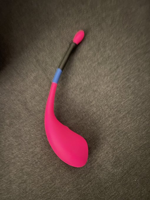 She broke but it&rsquo;s ok I&rsquo;m a crafter I fixed her now we need to pray I don&rsquo;t electrocute my 😻 😂 #goth<a href="/tag/diy"class="tags"><span>#diy</span></a><a href="/tag/goth"class="tags"><span>#goth</span></a><a href="/tag/gothgirl"class="tags"><span>#gothgirl</span></a><a href="/tag/chaturbate"class="tags"><span>#chaturbate</span></a><a href="/tag/sextoy"class="tags"><span>#sextoy</span></a><a href="/tag/cam"class="tags"><span>#cam</span></a>