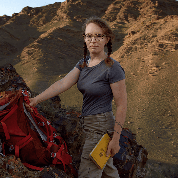 ExplorersClub's tweet photo. @carmichaelsk aims to tell the stories of rocks through fieldwork, and ending with lab techniques, allowing the story to be told from the kilometer to the molecular scale. Join her at the #Explorers50 Speaker Series, f/ THE PROTECTORS, supported by @ROLEX👉https://t.co/7WwBKgt4yG https://t.co/BDBd08GPAT